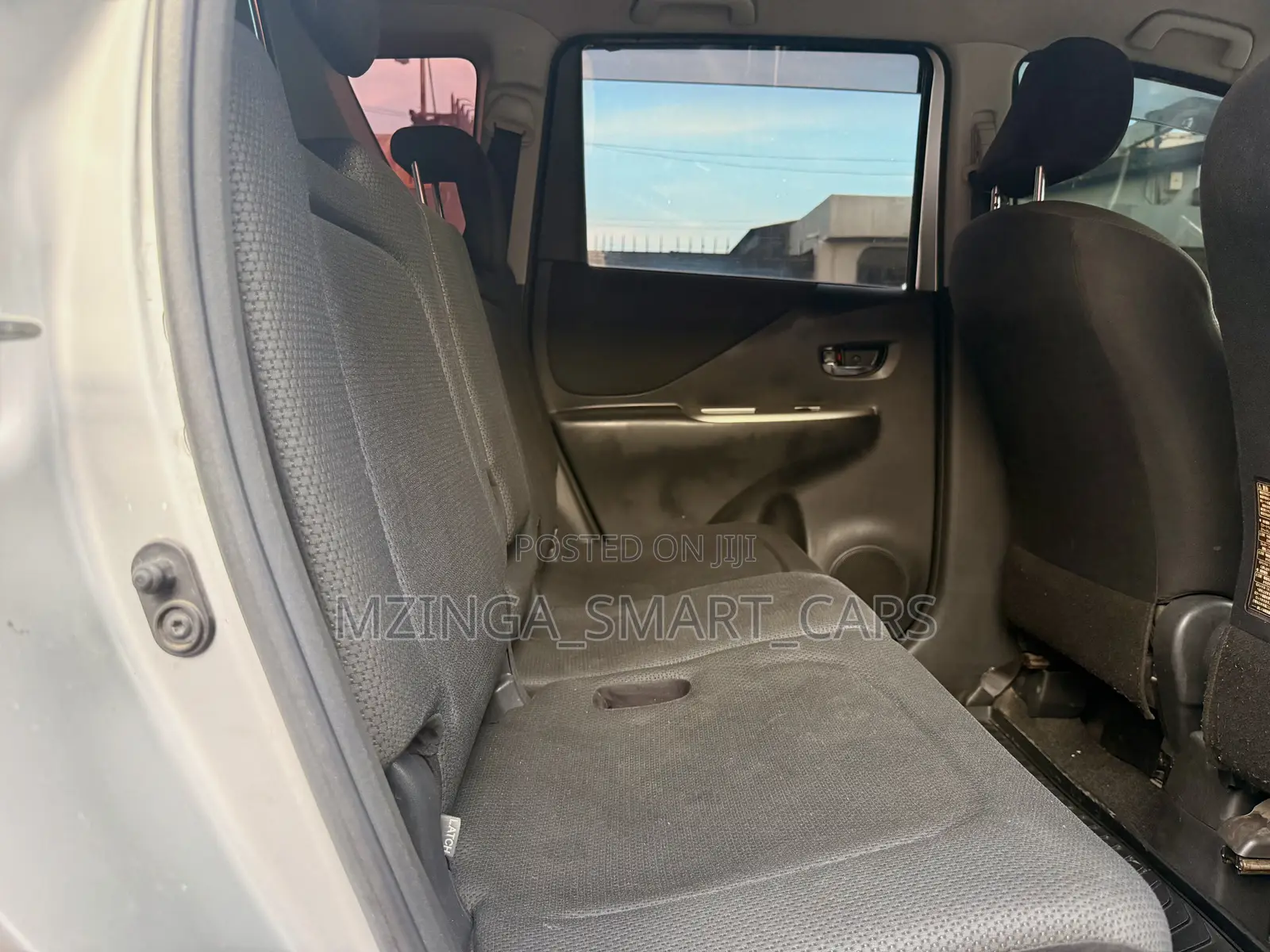 Toyota Ractis 2006 Silver