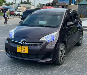Toyota Ractis 2012 Black