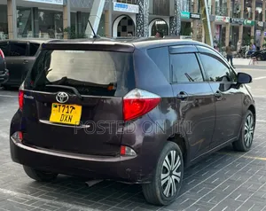 Toyota Ractis 2012 Black