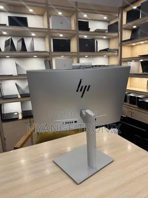 Desktop Computer HP EliteOne 840 G9 16GB Intel Core I5 SSD 512GB