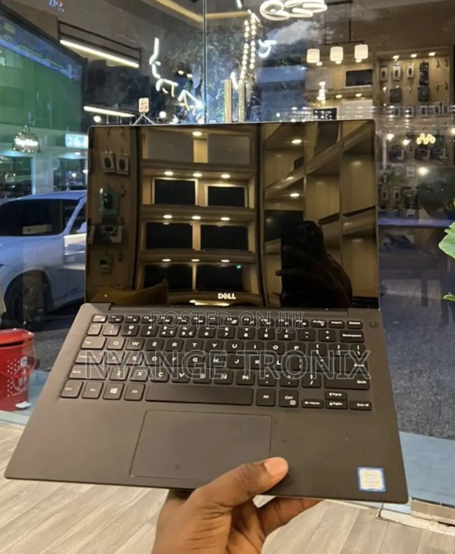 Laptop Dell XPS 13 (9350) 8GB Intel Core I7 SSD 256GB
