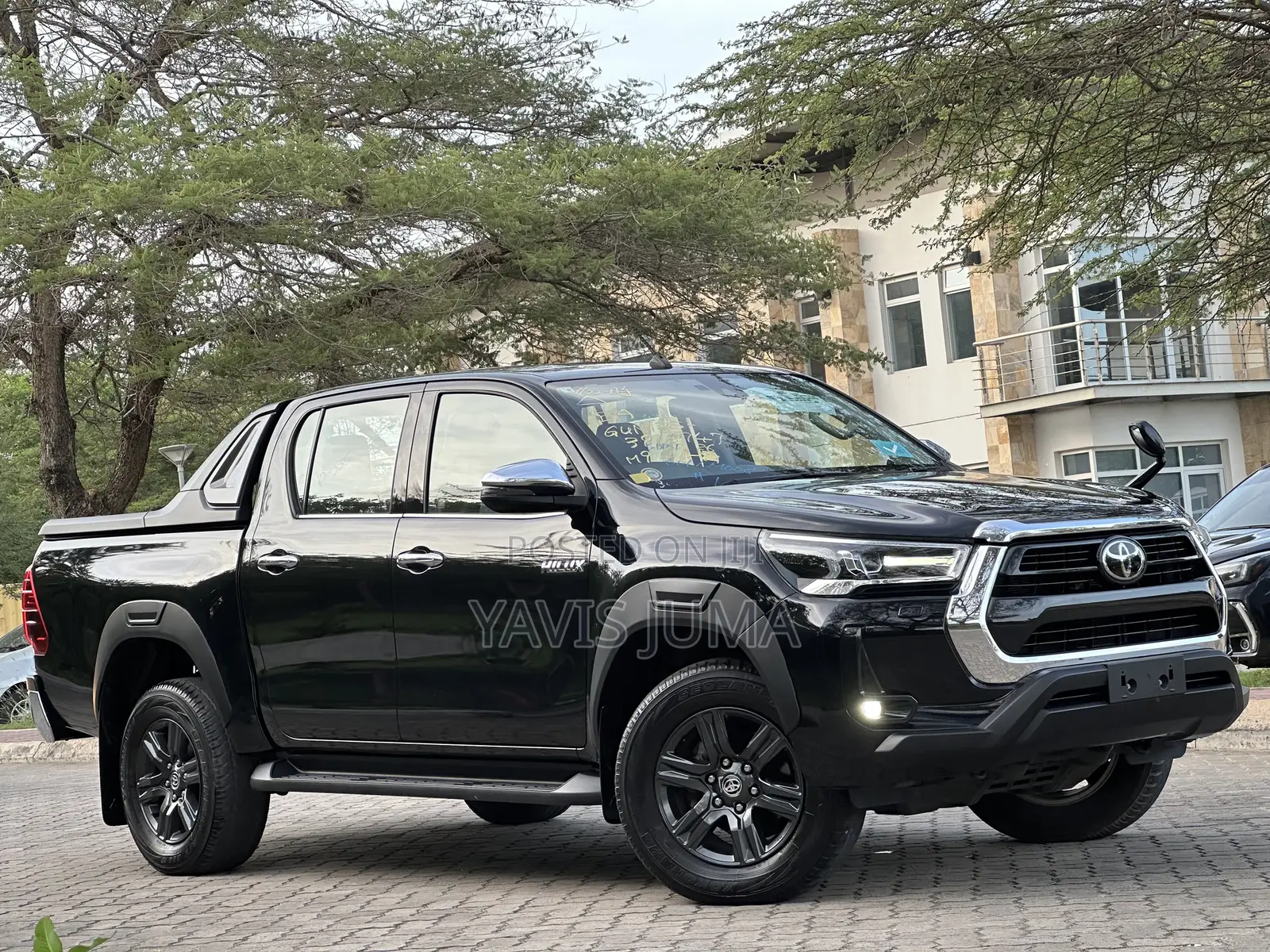 Toyota Hilux 2020 Black