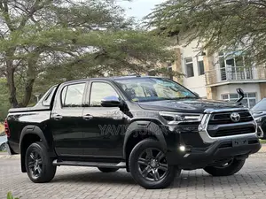 Toyota Hilux 2020 Black