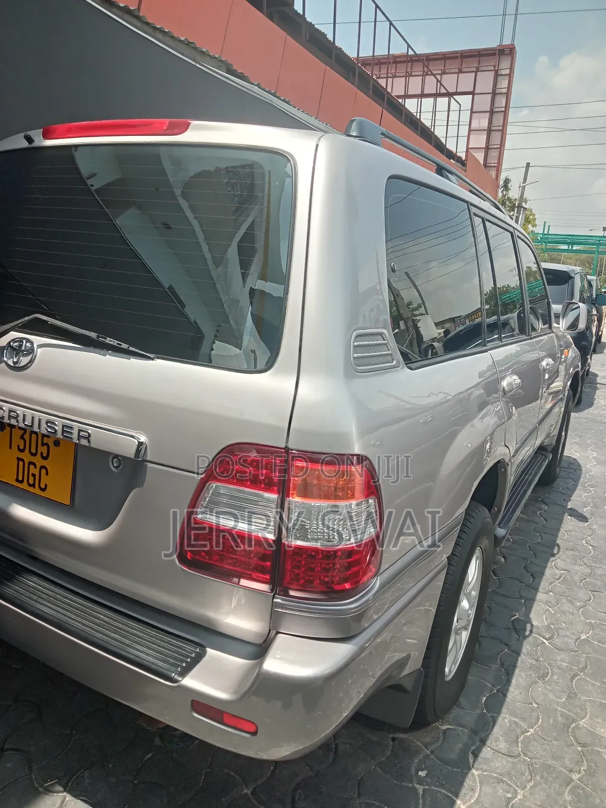 Toyota Land Cruiser 2003 Brown