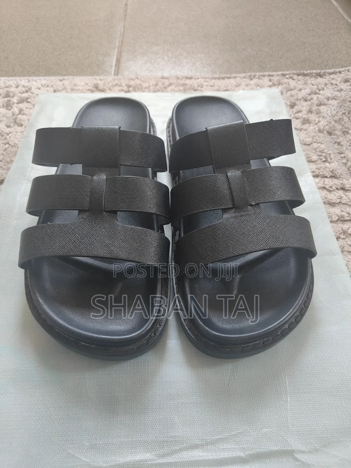 Classic Sandals Size 43*