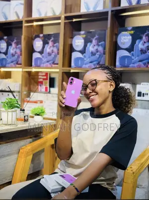New Apple iPhone 16 128 GB Pink