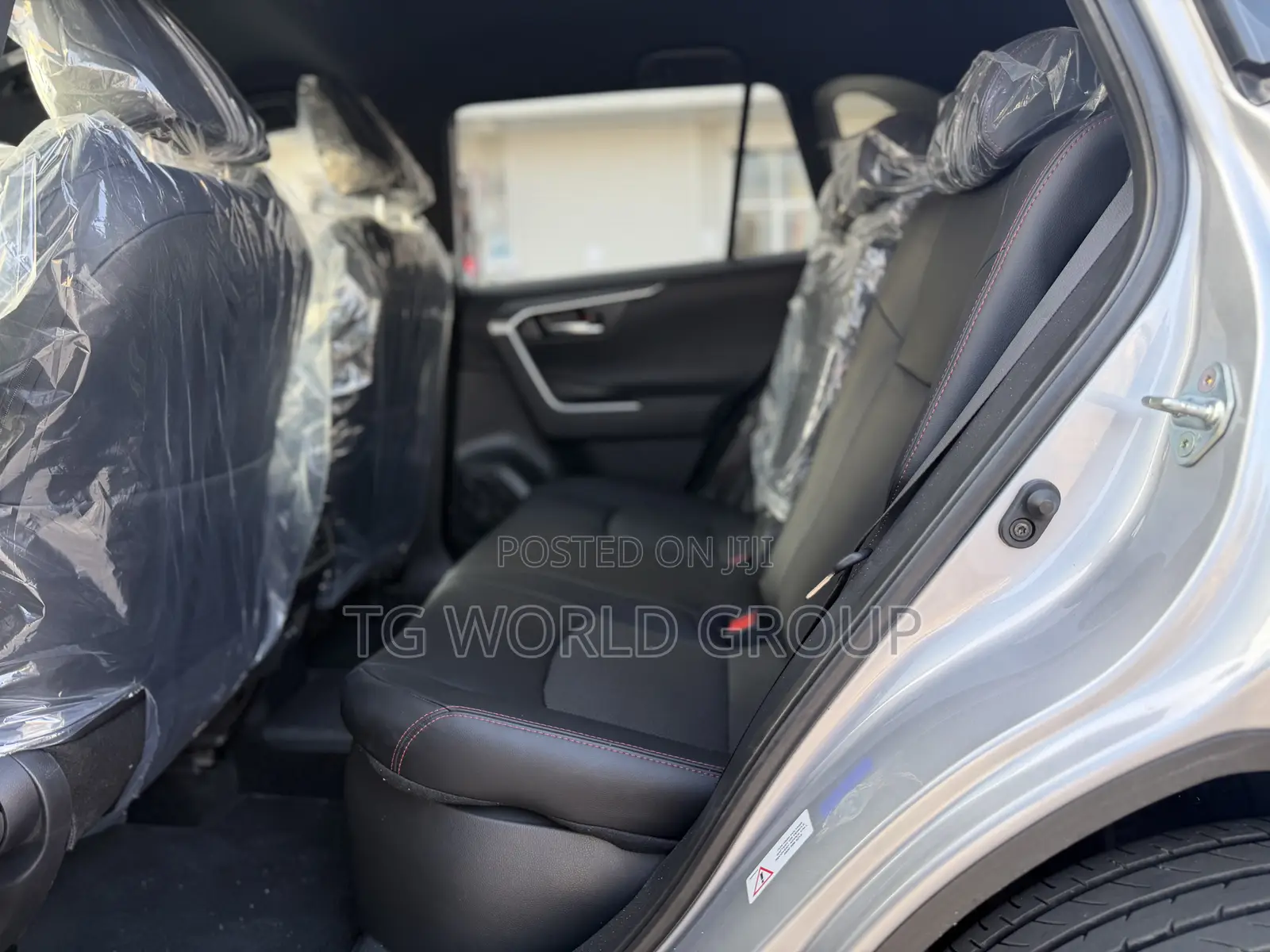 Toyota RAV4 Plug-In Hybrid 2025 Silver