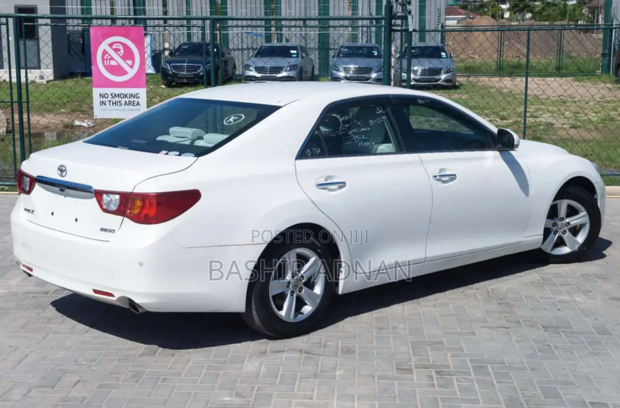 Toyota Mark X 2.5 RWD 2010 White