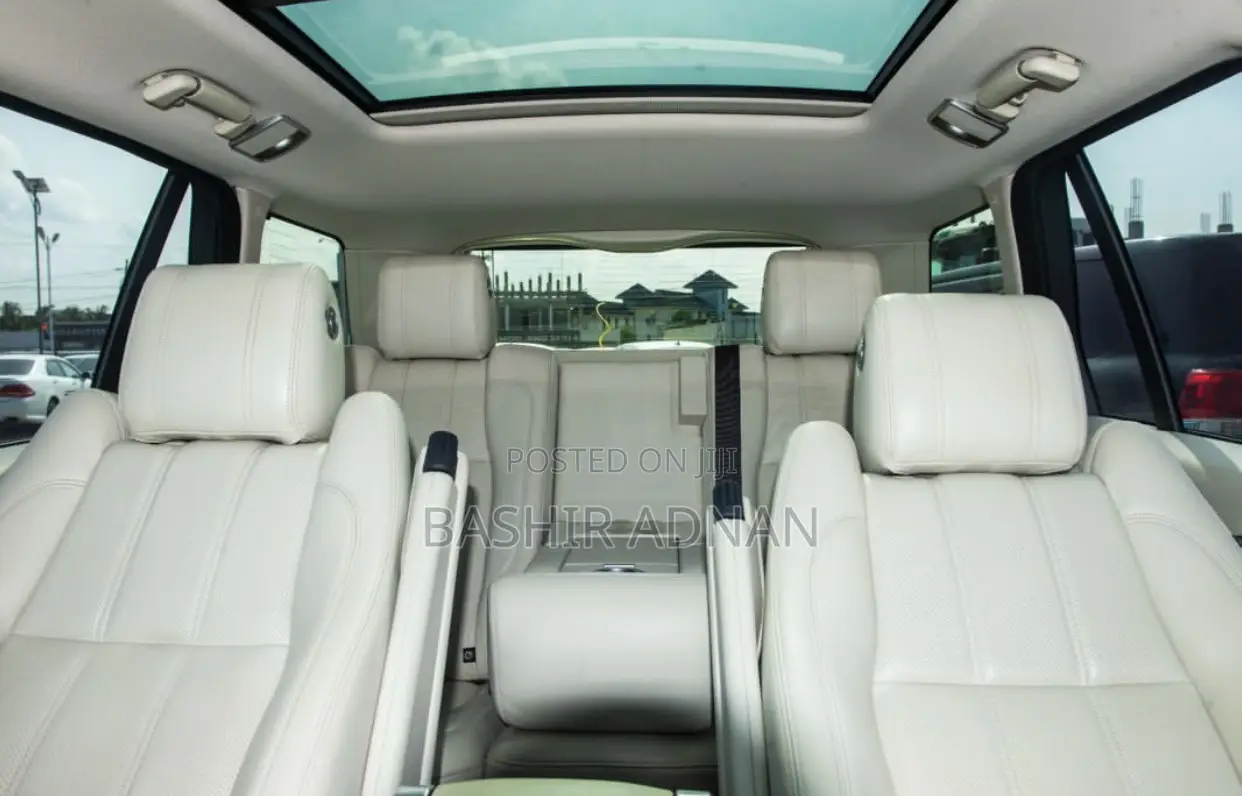 Land Rover Range Rover Vogue 2015 Gold