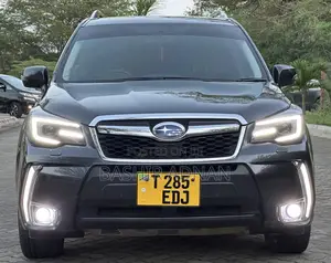 Subaru Forester 2.0XT Premium 4dr SUV AWD (2.0L 4cyl Turbo CVT) 2014