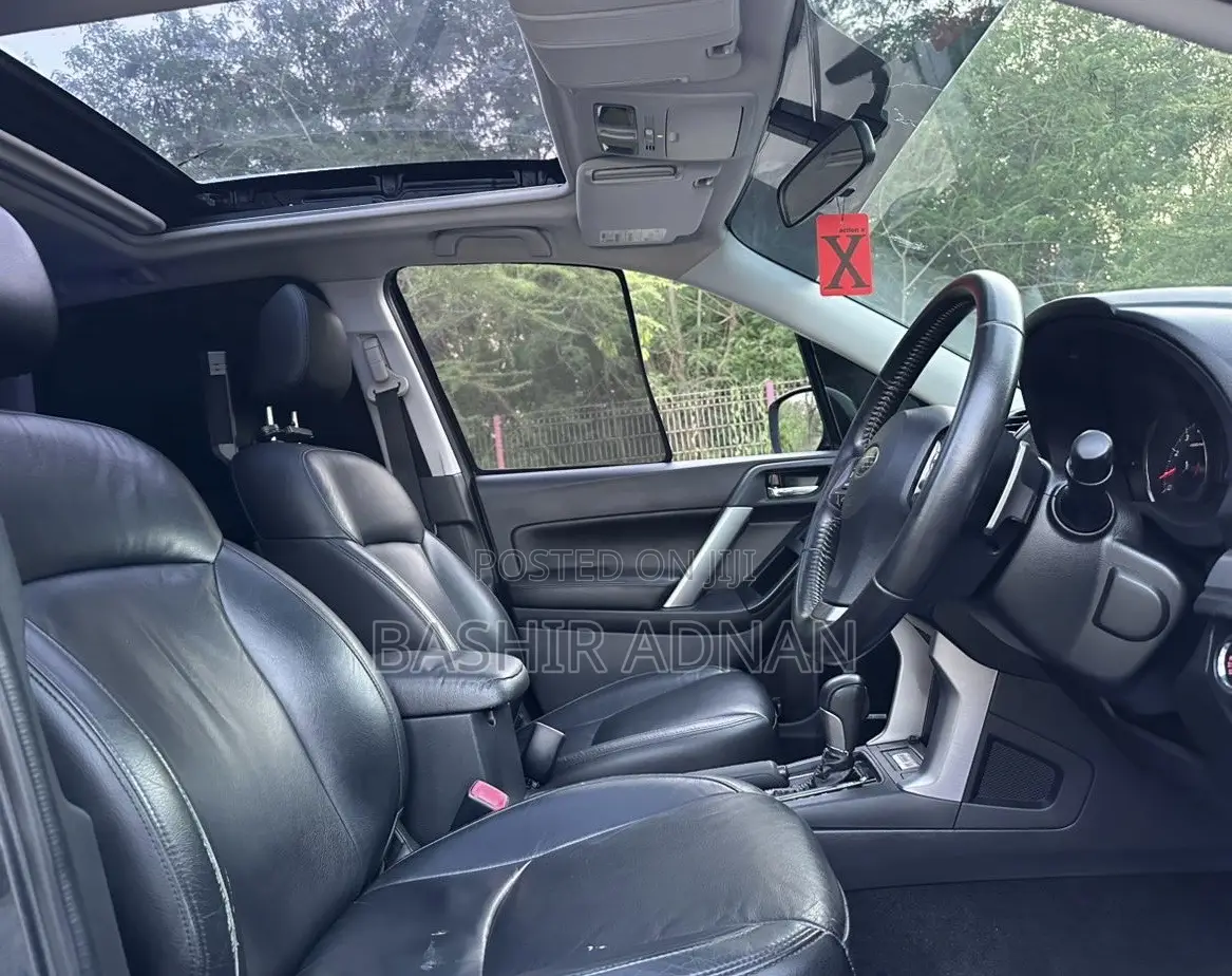 Subaru Forester 2.0XT Premium 4dr SUV AWD (2.0L 4cyl Turbo CVT) 2014