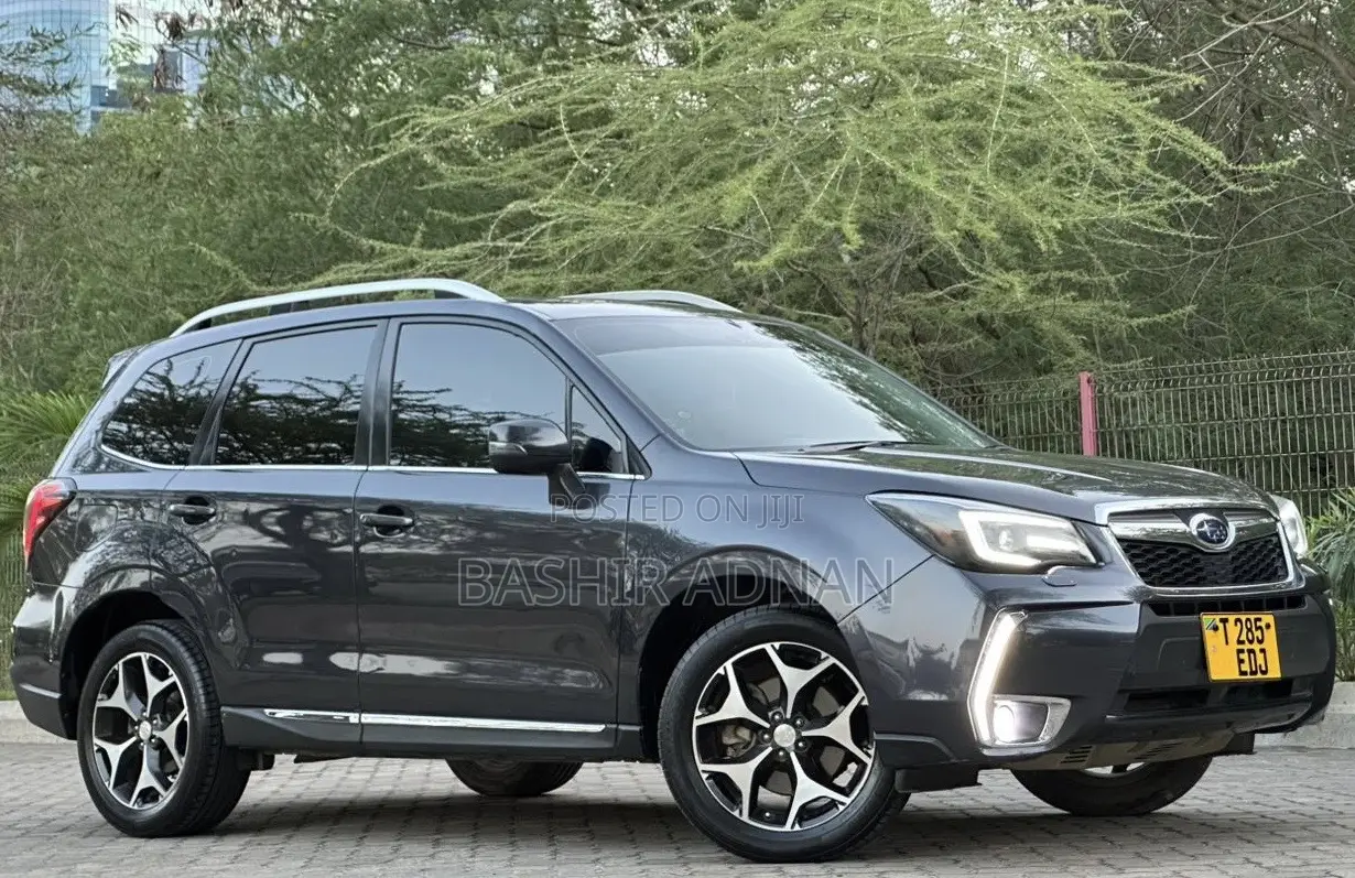 Subaru Forester 2.0XT Premium 4dr SUV AWD (2.0L 4cyl Turbo CVT) 2014
