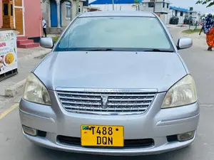 Toyota Premio 2002 Silver