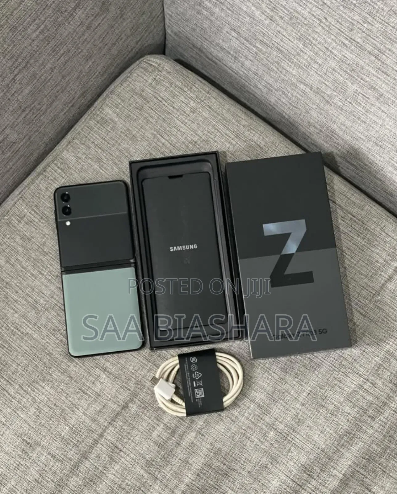 New Samsung Galaxy Z Flip 3 128 GB Black