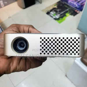DLP Mini Smart Projector
