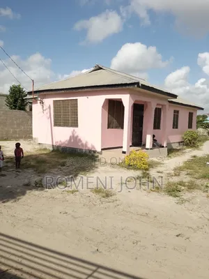 4bdrm House in Tanzania Daresalaam, Ilala for sale