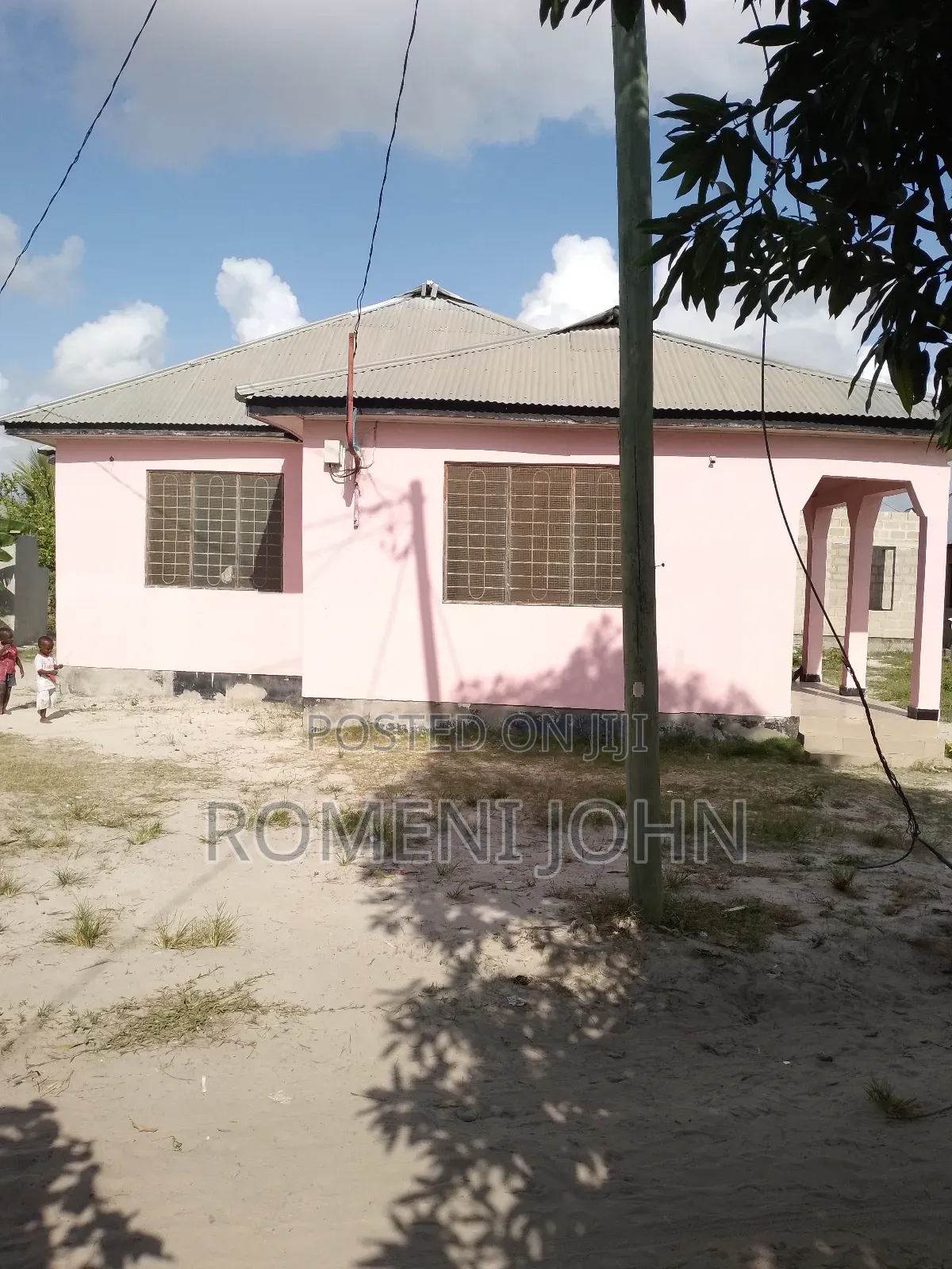 4bdrm House in Tanzania Daresalaam, Ilala for sale