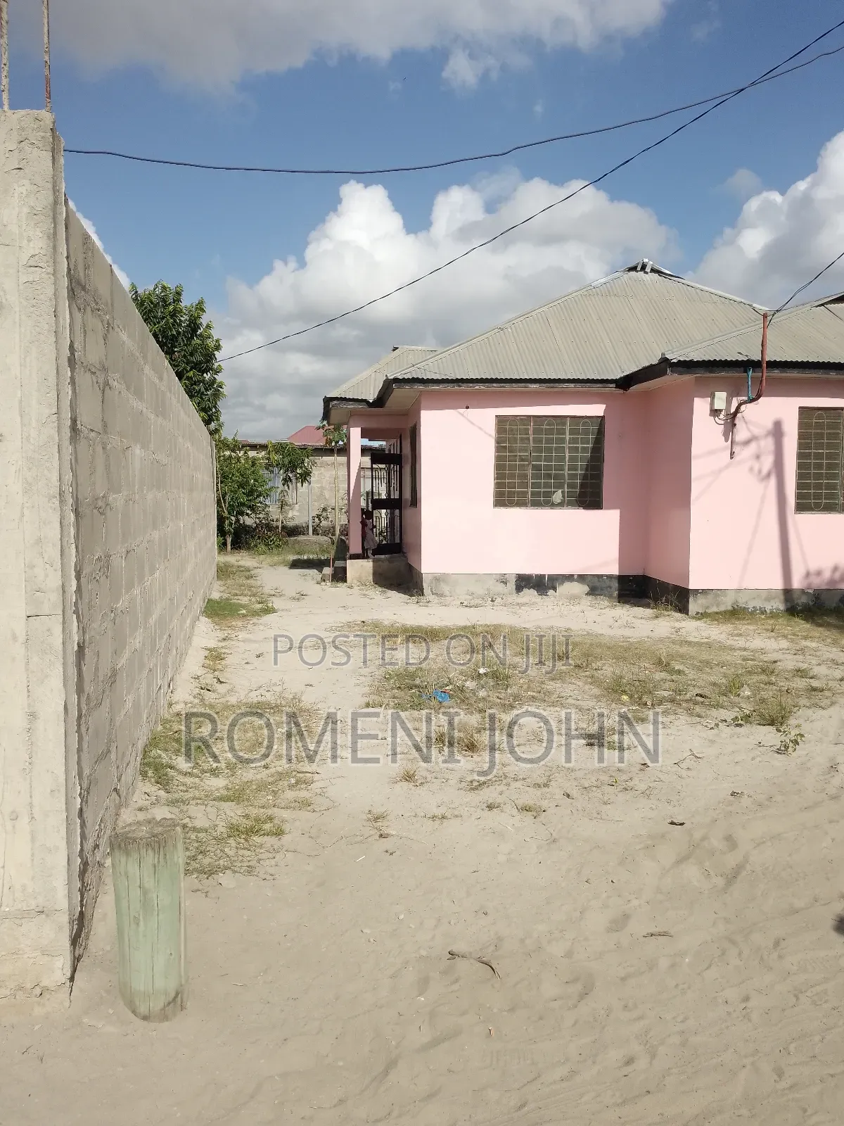 4bdrm House in Tanzania Daresalaam, Ilala for sale