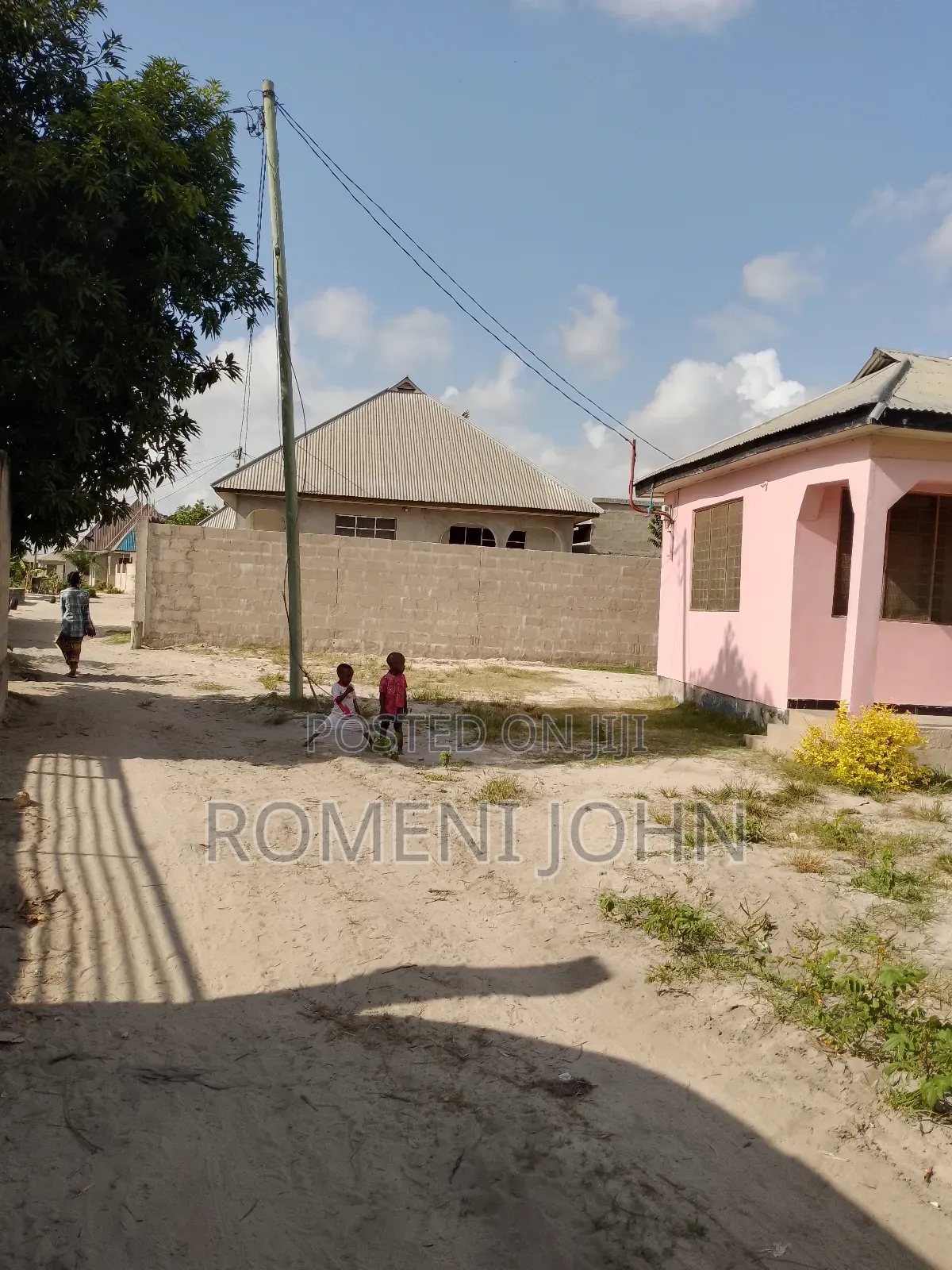 4bdrm House in Tanzania Daresalaam, Ilala for sale
