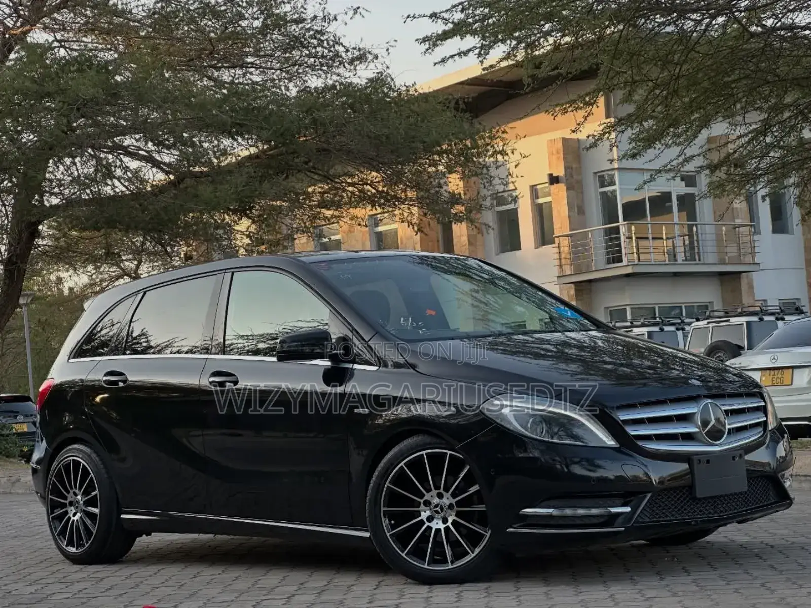 Mercedes-Benz B-Class 2013 Matt Black