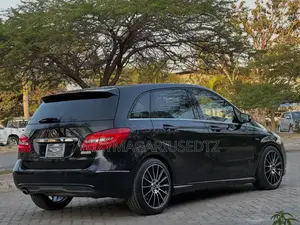 Mercedes-Benz B-Class 2013 Matt Black