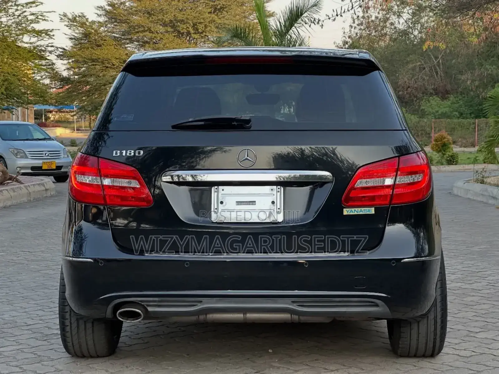 Mercedes-Benz B-Class 2013 Matt Black