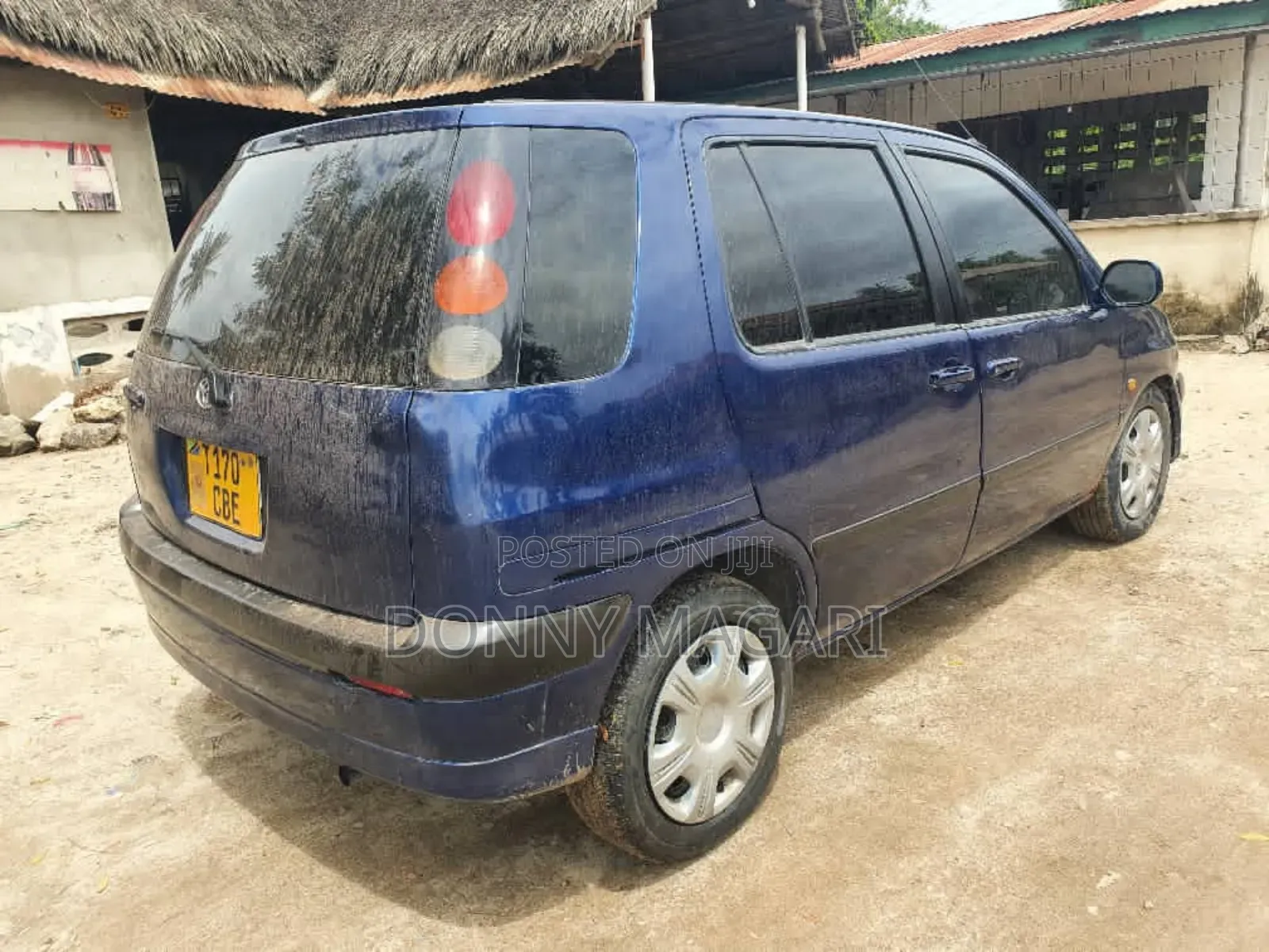 Toyota Raum 2005 Blue