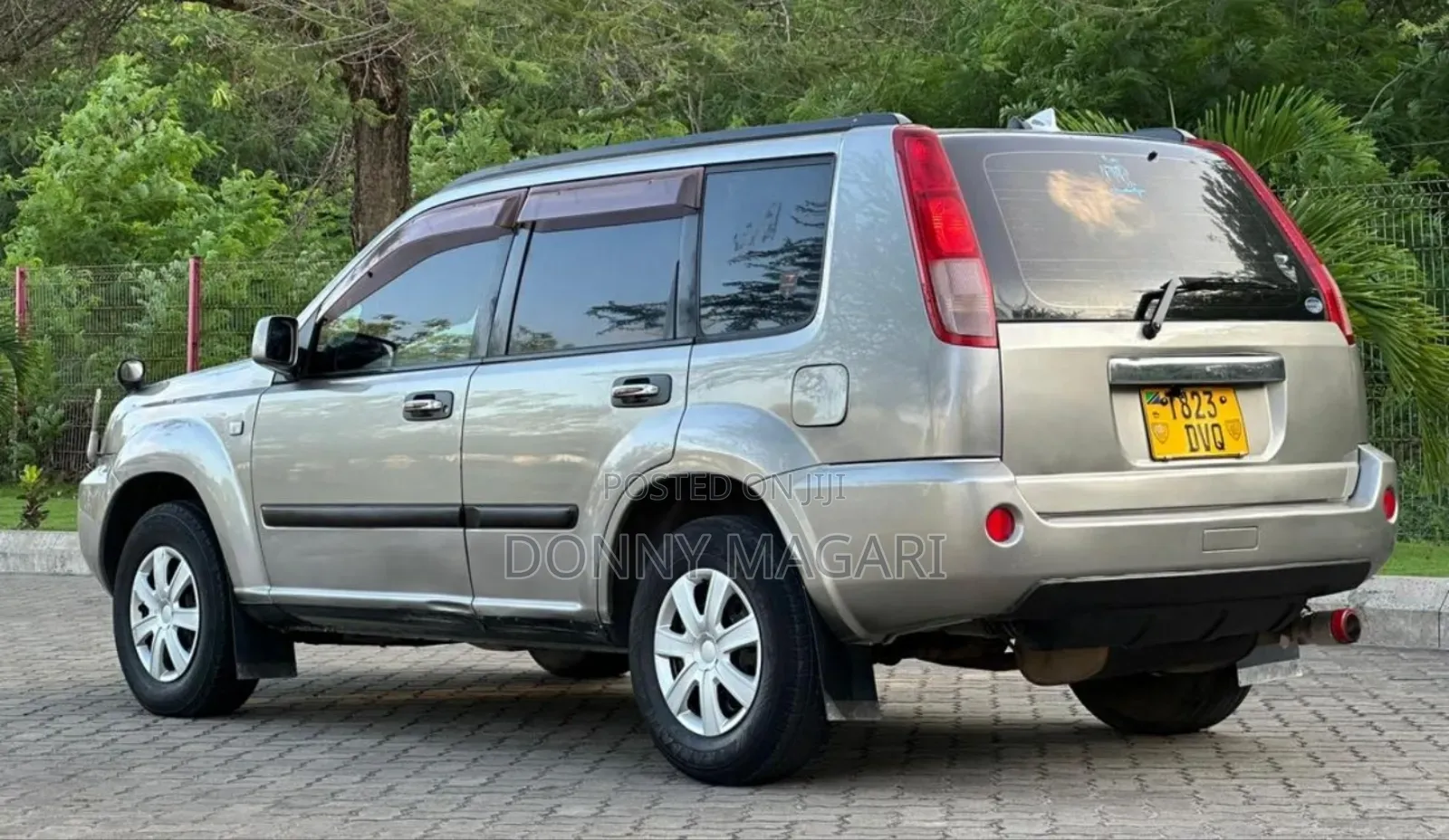 Nissan X-Trail 2006 Gray