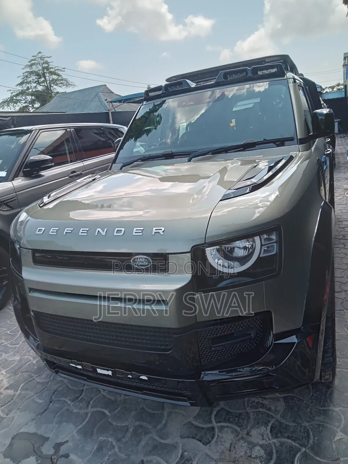 New Land Rover Defender 2022 Green