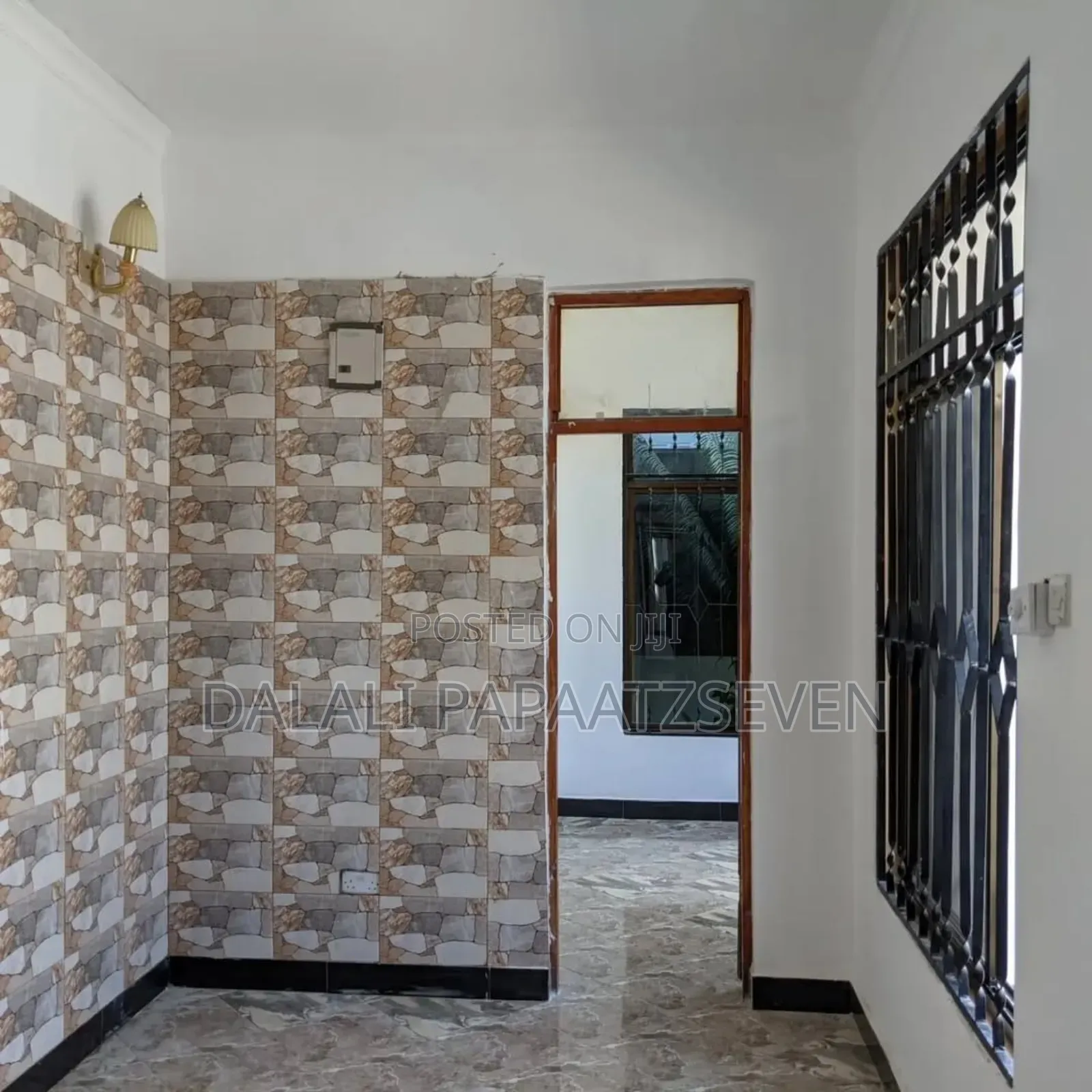 2bdrm Apartment in Dalalipapaatzseven, Mbezi Beach for rent