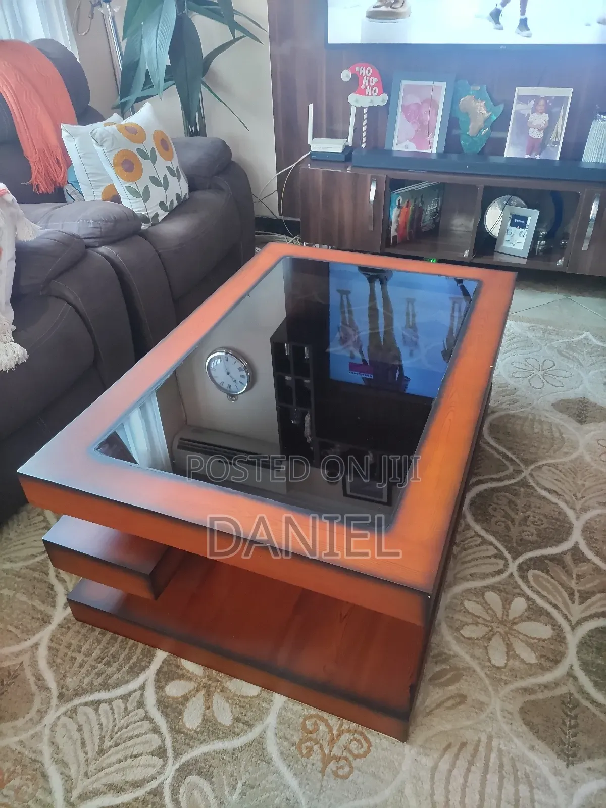 Coffee Table Yenye Kioo Kizito Juu