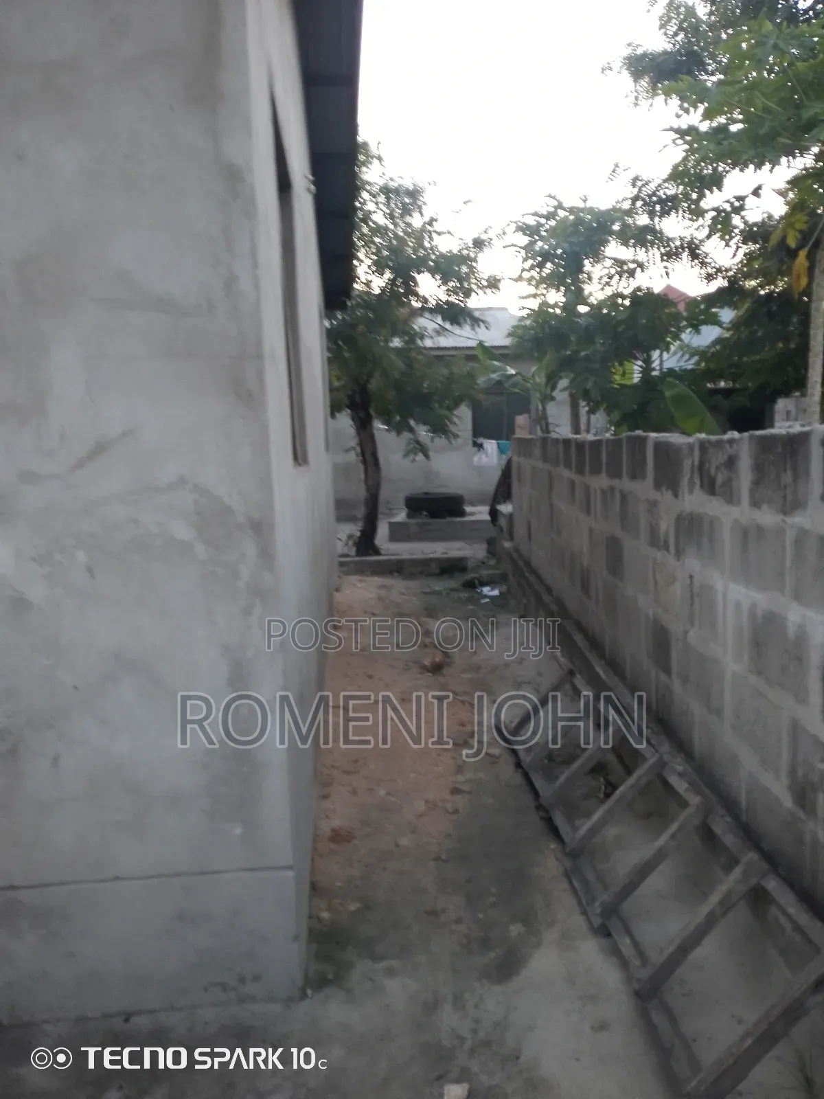 5bdrm House in Tanzania Daresalaam, Ilala for sale