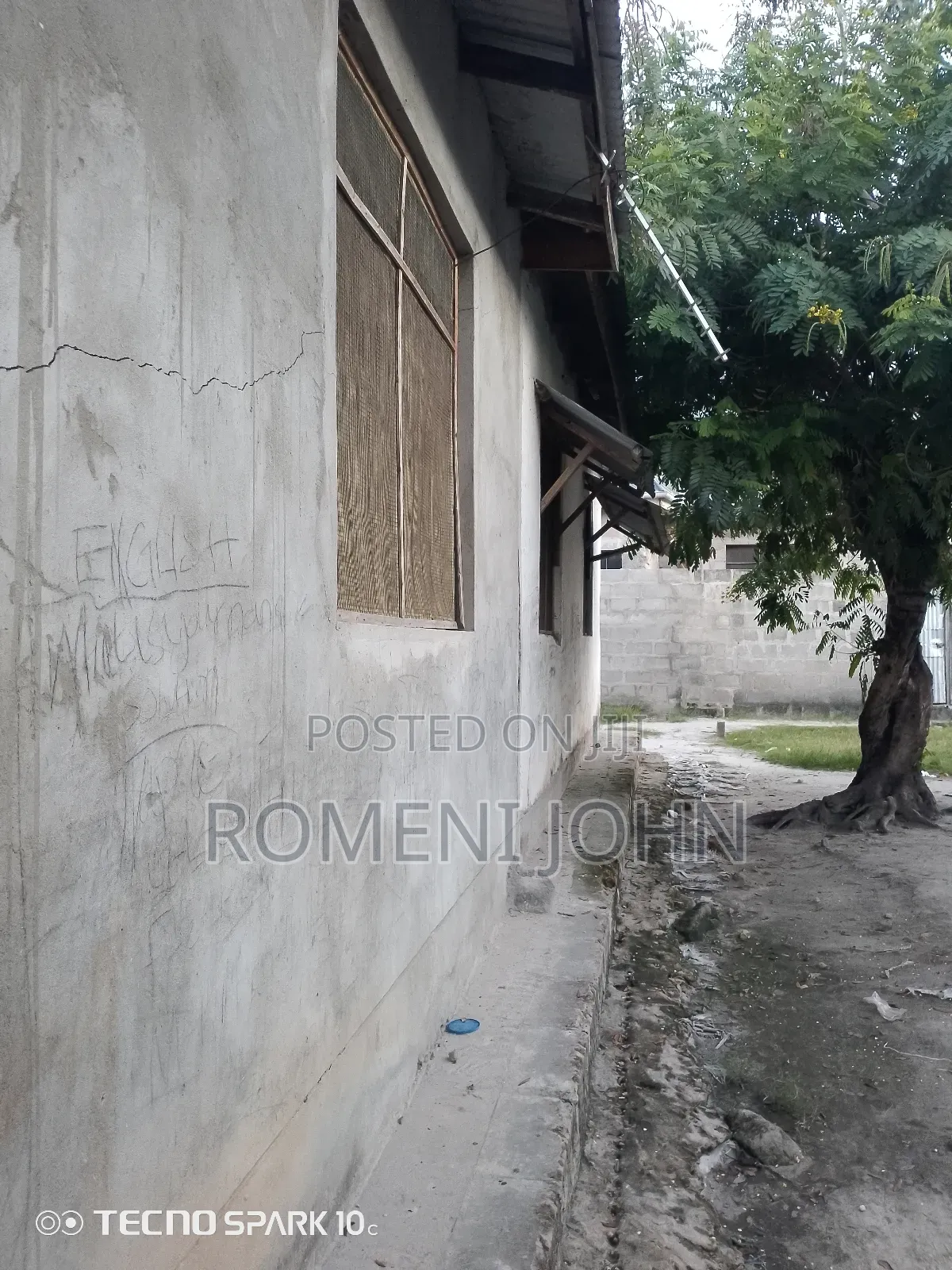 5bdrm House in Tanzania Daresalaam, Ilala for sale