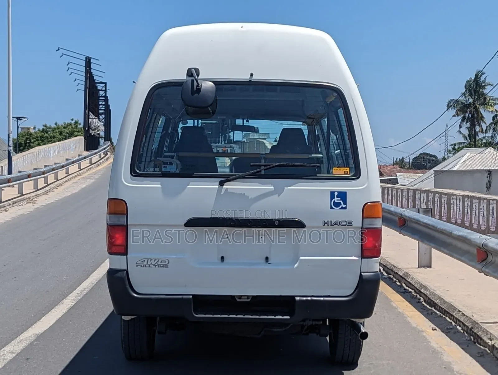 Toyota HiAce 2002 White