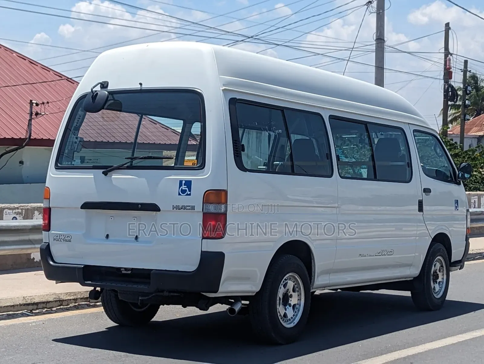 Toyota HiAce 2002 White