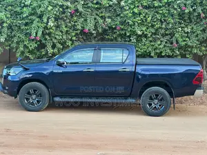 Toyota Hilux 2020 Gray