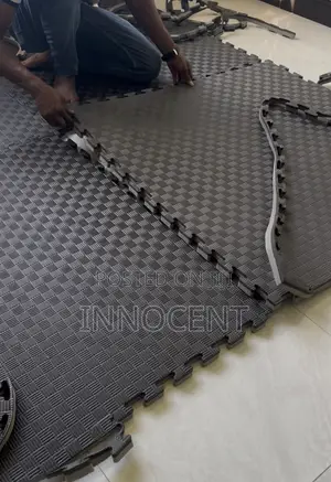 Interlocking Matt
