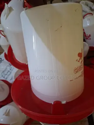 Chicken Feeders (Vyombo Vya Chakula)