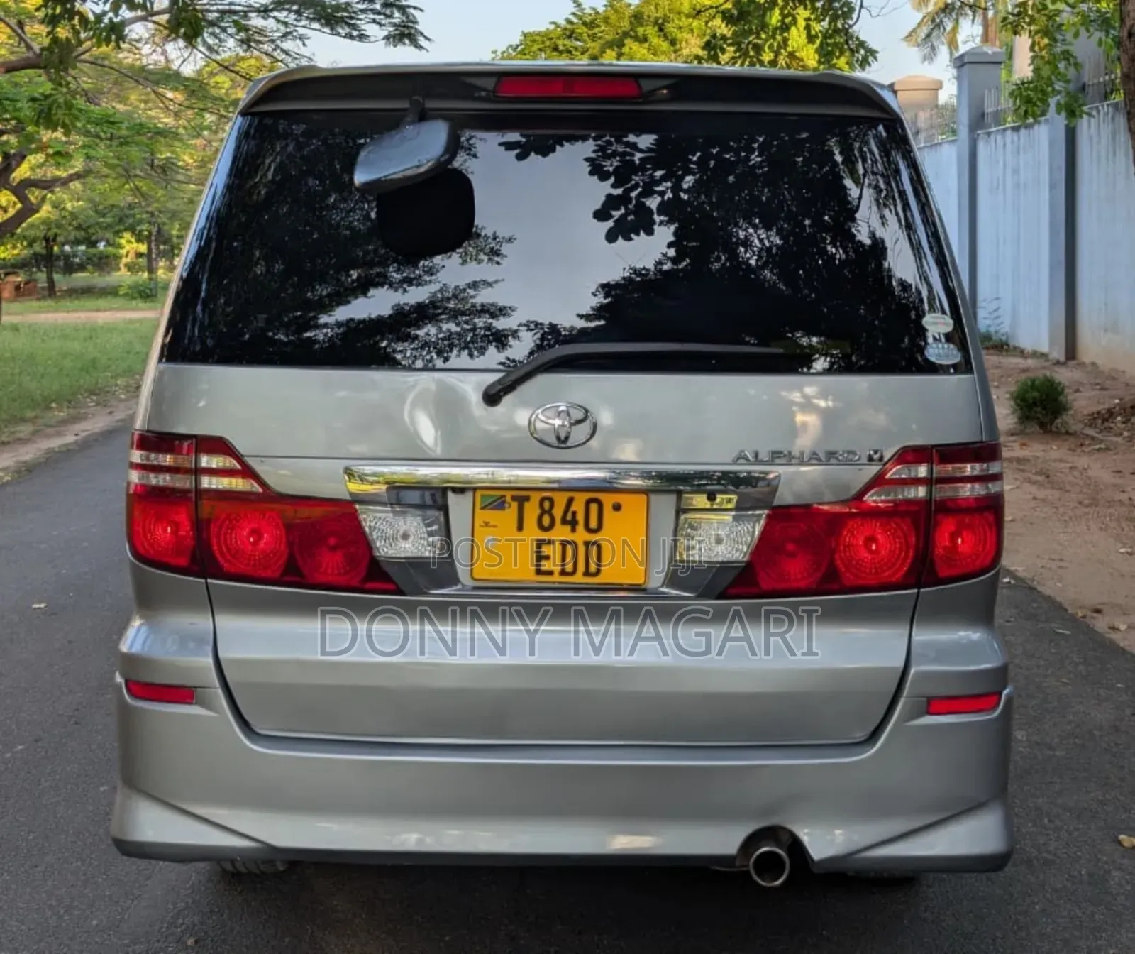 Toyota Alphard 2008 Silver