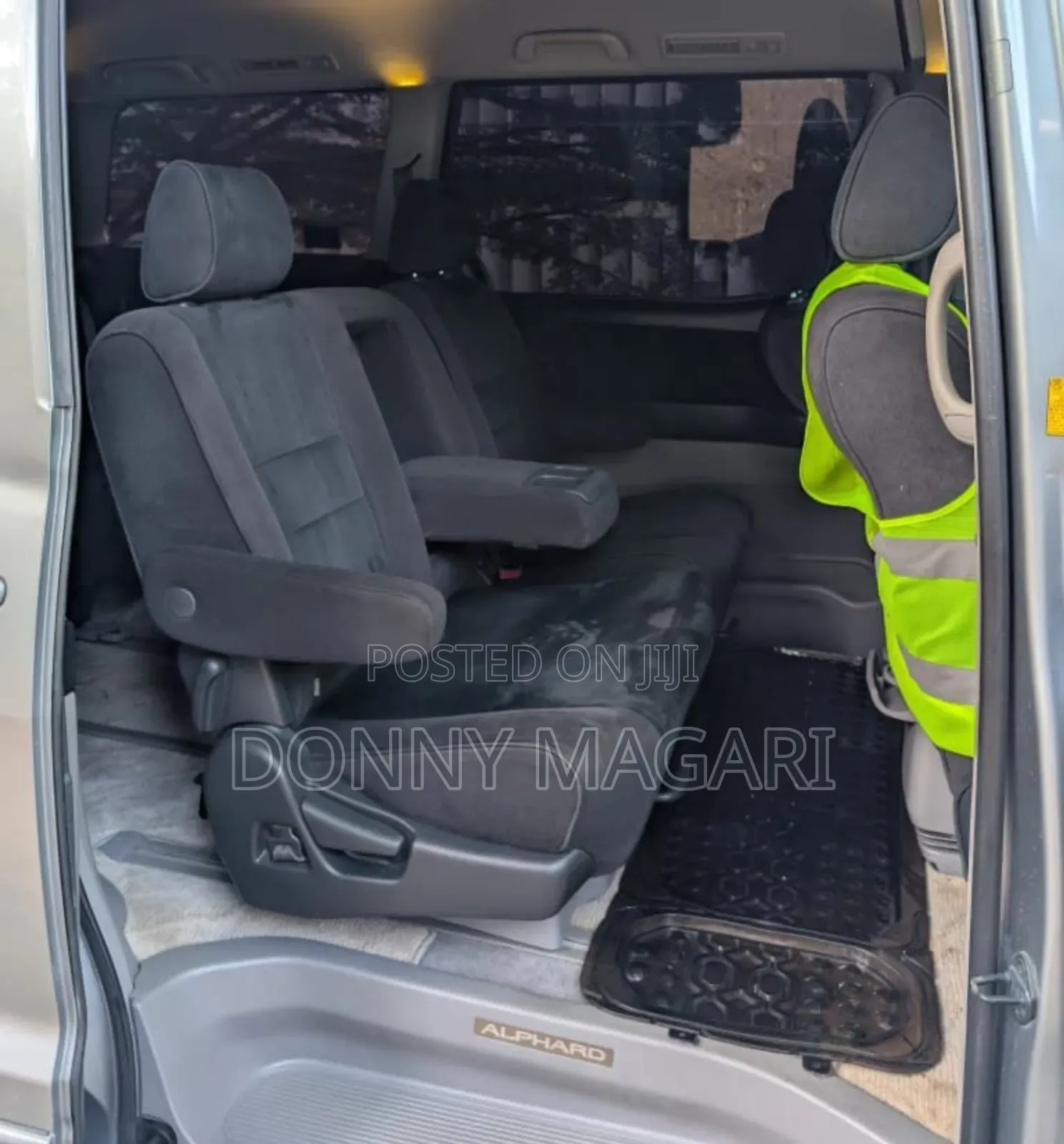 Toyota Alphard 2008 Silver