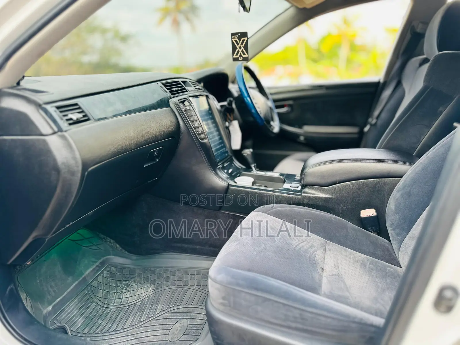 Toyota Crown Royale 2005 White