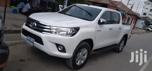 Toyota Hilux 2016 White