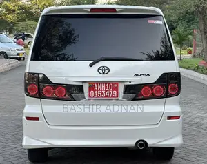 Toyota Alphard 2007 White