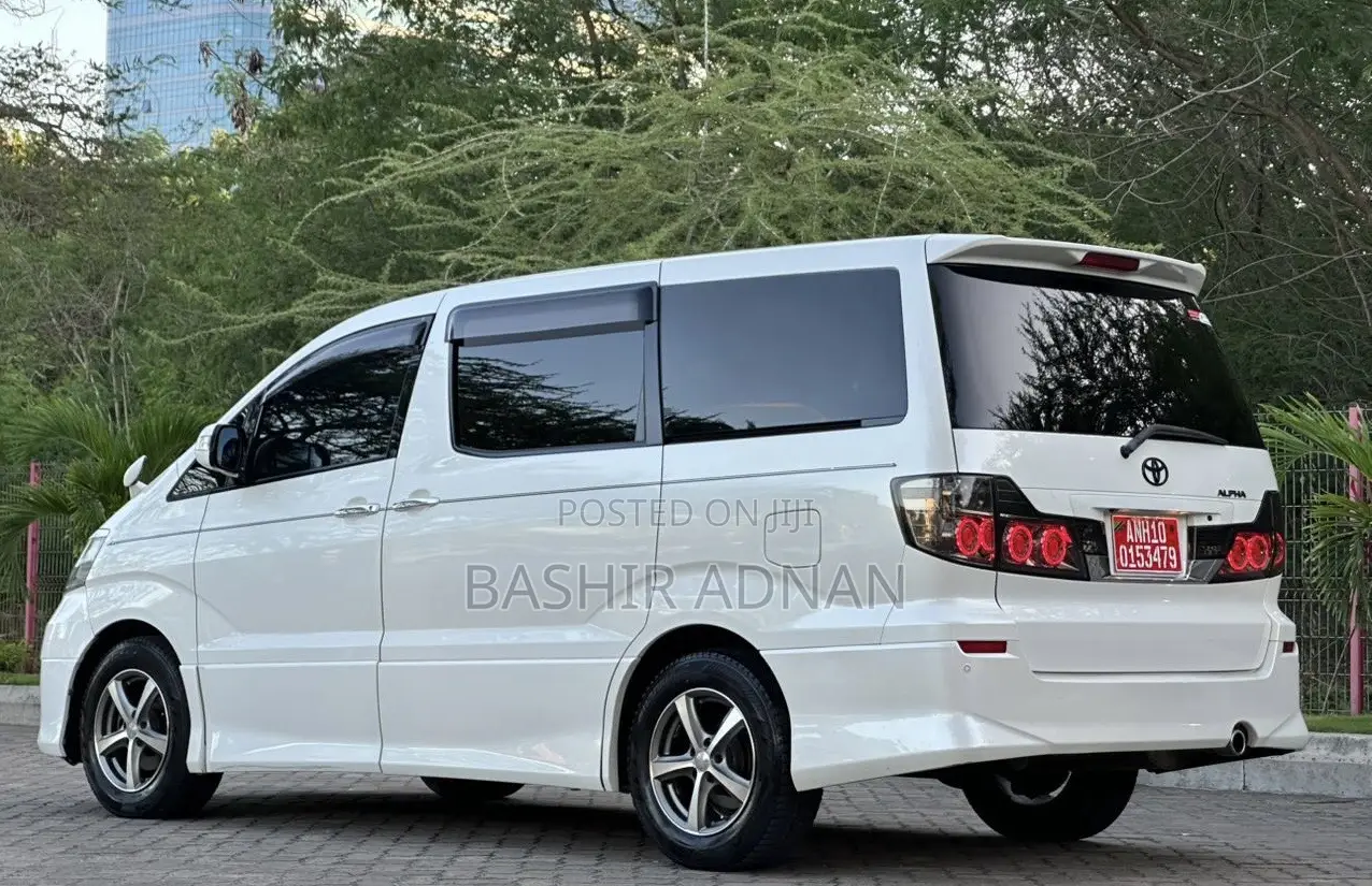 Toyota Alphard 2007 White