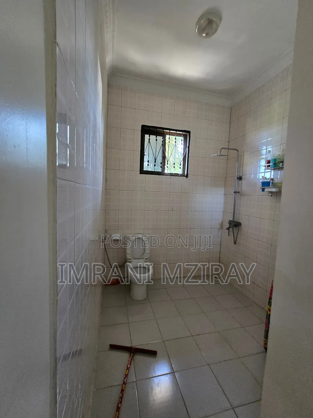 12bdrm House in Masaki for rent