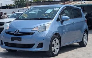 Toyota Ractis 2011 Blue