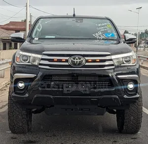 Toyota Hilux 2018 Black