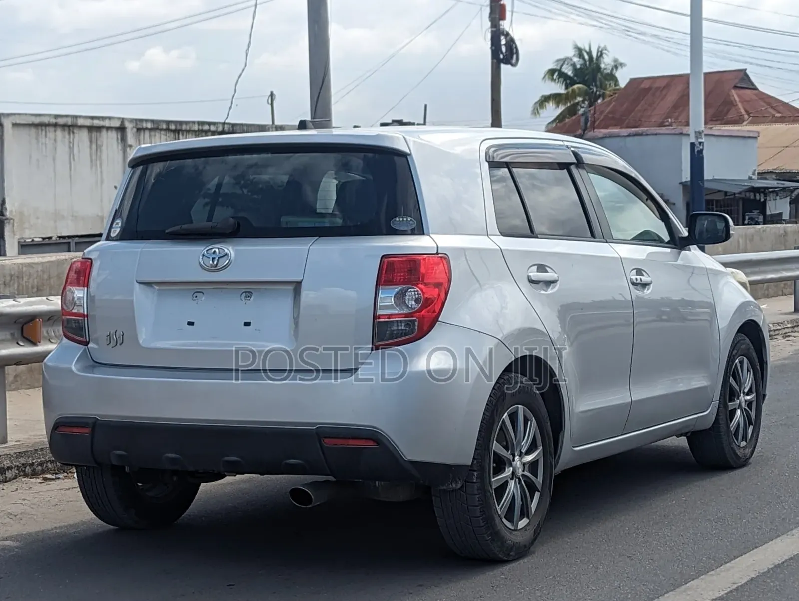 Toyota IST 2007 Silver