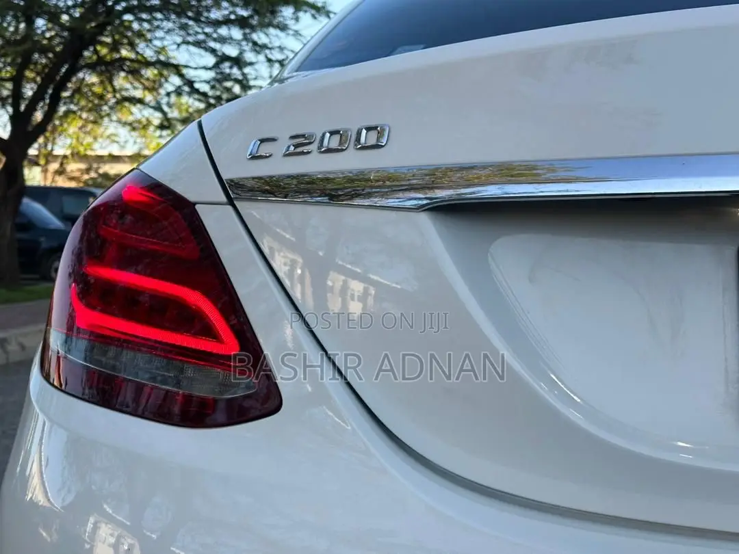 Mercedes-Benz C200 2014 White