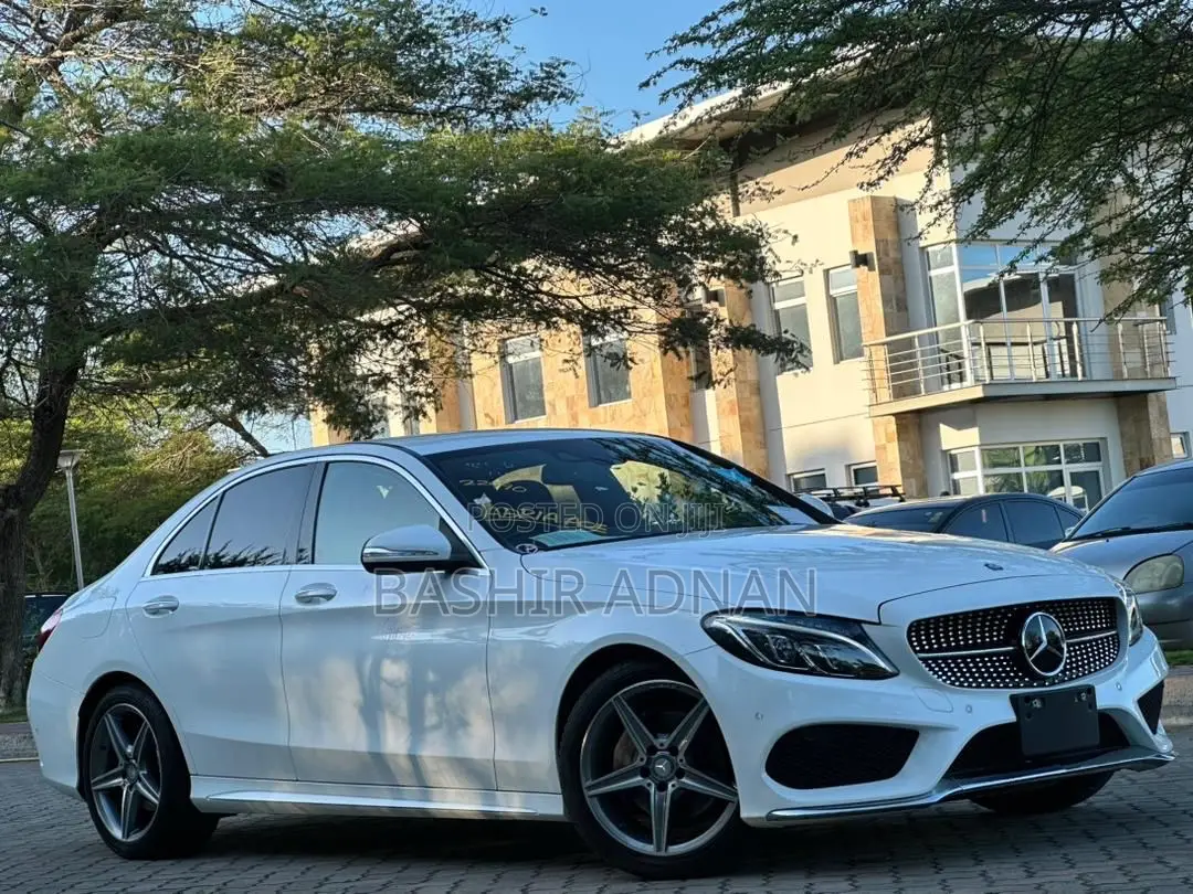 Mercedes-Benz C200 2014 White